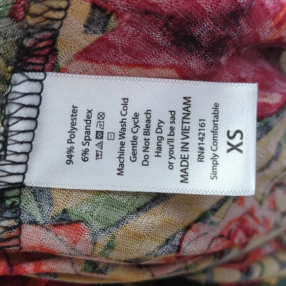 Lula Roe Carly High-Low A Frame Dress Bold And Colorful Roses Pattern - Picture 9 of 10